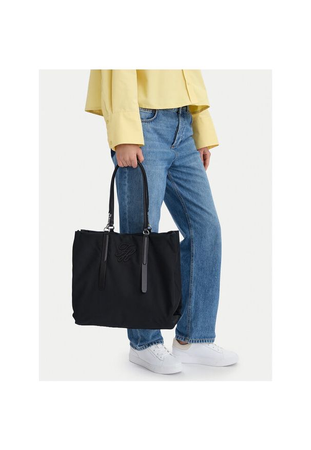 TOMMY HILFIGER - Torebka Tommy Hilfiger. Kolor: czarny