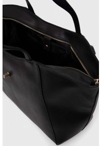 Calvin Klein torebka kolor czarny. Kolor: czarny. Rodzaj torebki: na ramię #7