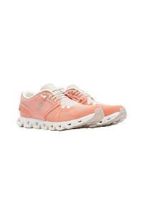 Buty do biegania Kobieta On Running Cloud 5 róża. Kolor: różowy. Materiał: syntetyk, tkanina, materiał. Sport: bieganie
