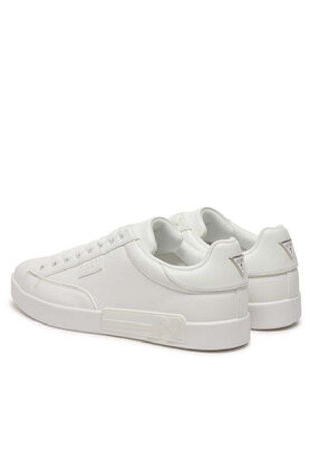 Guess Sneakersy Caserta FMFCAS ELL12 Biały. Kolor: biały. Materiał: skóra
