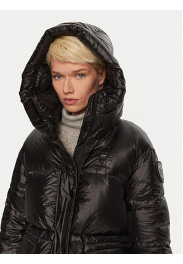 Blauer Kurtka zimowa 24WBLDB03558 Czarny Regular Fit. Kolor: czarny. Materiał: syntetyk. Sezon: zima