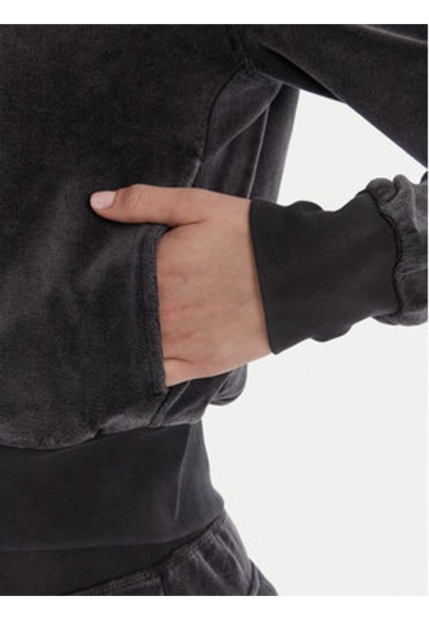 Guess Bluza W6RQ26 KCUF1 Granatowy Regular Fit. Kolor: niebieski. Materiał: syntetyk