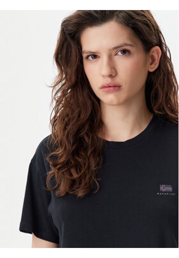 Napapijri T-Shirt S-Nina NP0A4H87 Czarny Regular Fit. Kolor: czarny. Materiał: bawełna