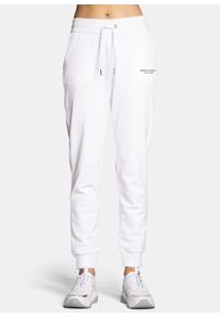 Spodnie dresowe damskie białe Armani Exchange 8NYPBA YJE5Z 1100. Kolor: biały. Materiał: dresówka