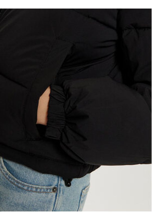 Guess Jeans Kurtka zimowa W4BL20 WGII2 Czarny Regular Fit. Kolor: czarny. Materiał: syntetyk. Sezon: zima