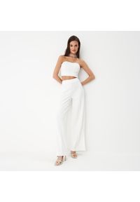 Mohito - Eleganckie spodnie - Biały. Kolor: biały. Styl: elegancki #1