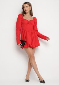 Born2be - Czerwona Rozkloszowana Sukienka Bombka z Wiązaniem na Plecach Poltewin. Okazja: na ślub cywilny, na co dzień, na imprezę, na wesele. Typ kołnierza: kokarda, dekolt kwadratowy. Kolor: czerwony. Typ sukienki: bombki. Styl: klasyczny, casual, elegancki #3