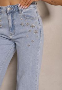 Renee - Jasnoniebieskie Jeansy High Waist Wide Leg z Cyrkoniowymi Zdobieniami Palanirela. Okazja: na co dzień. Stan: podwyższony. Kolor: niebieski. Wzór: aplikacja. Styl: elegancki, casual