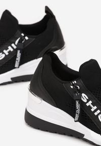 Renee - Czarne Wsuwane Sneakersy na Grubej Podeszwie i Koturnie z Ozdobną Taśmą Rosaleena. Zapięcie: bez zapięcia. Kolor: czarny. Obcas: na koturnie #4