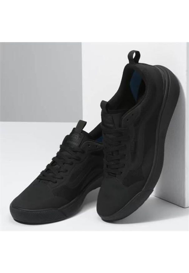 Buty do chodzenia męskie Vans UA Ultrarange Exo. Zapięcie: sznurówki. Kolor: wielokolorowy. Materiał: syntetyk, materiał. Szerokość cholewki: normalna