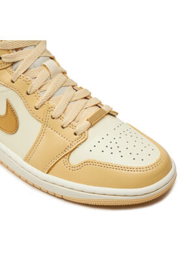 Nike Sneakersy Air Jordan 1 Mid Se FB9892 200 Écru. Materiał: skóra. Model: Nike Air Jordan