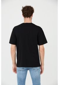 Just Cavalli - JUST CAVALLI Czarny męski T-shirt R Patch JC, Rozmiar S. Kolor: czarny