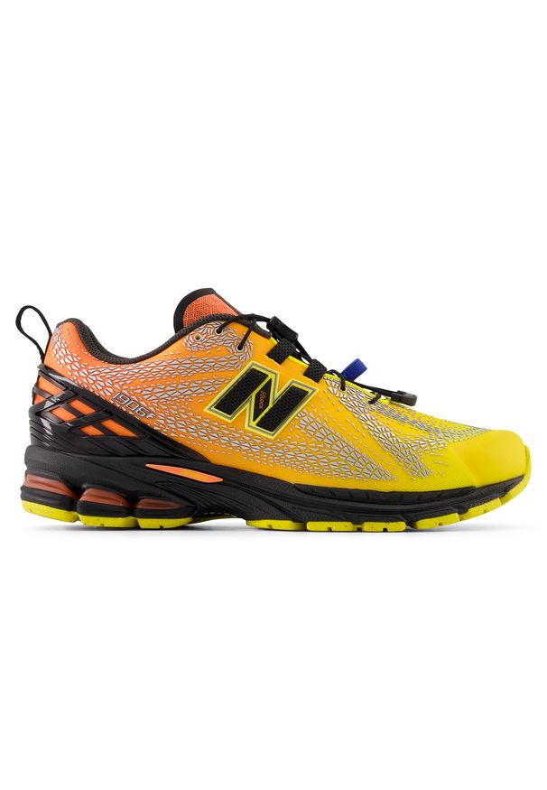 Buty unisex New Balance U19066QG – pomarańczowe. Kolor: pomarańczowy. Materiał: materiał, syntetyk, guma. Szerokość cholewki: normalna. Sport: turystyka piesza