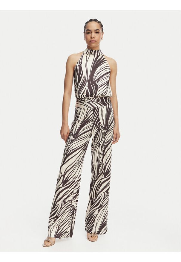 Guess Kombinezon W6GK12 K2937 Brązowy Regular Fit. Kolor: brązowy. Materiał: syntetyk