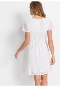 Sukienka z ażurowym haftem bonprix biel wełny. Kolor: biały. Materiał: wełna. Wzór: ażurowy, haft #5