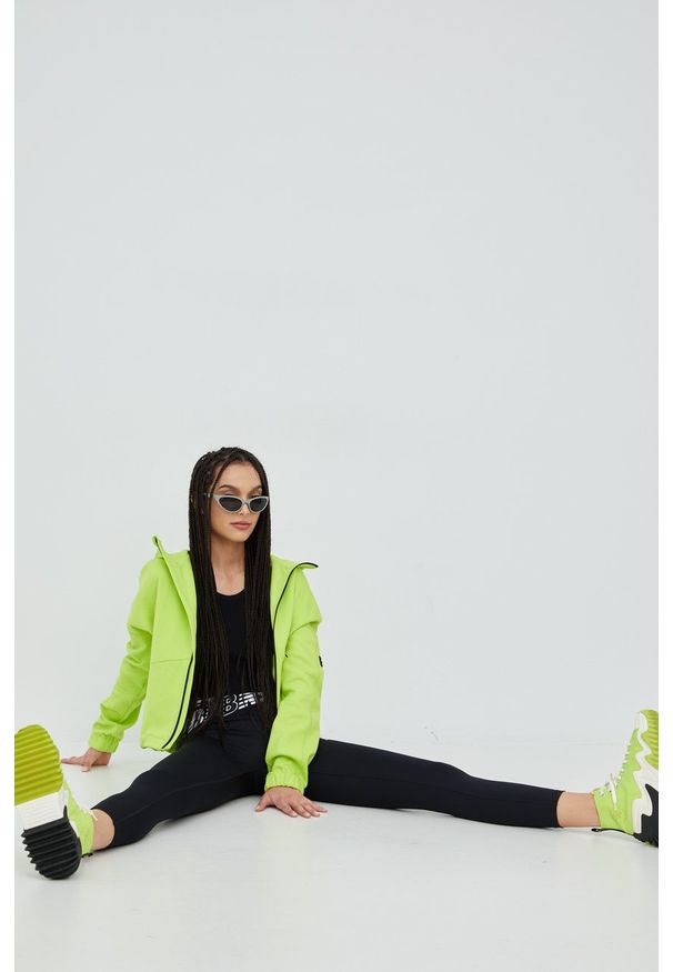 New Balance legginsy treningowe Relentless Crossover damskie kolor czarny z nadrukiem. Kolor: czarny. Materiał: skóra, materiał. Wzór: nadruk