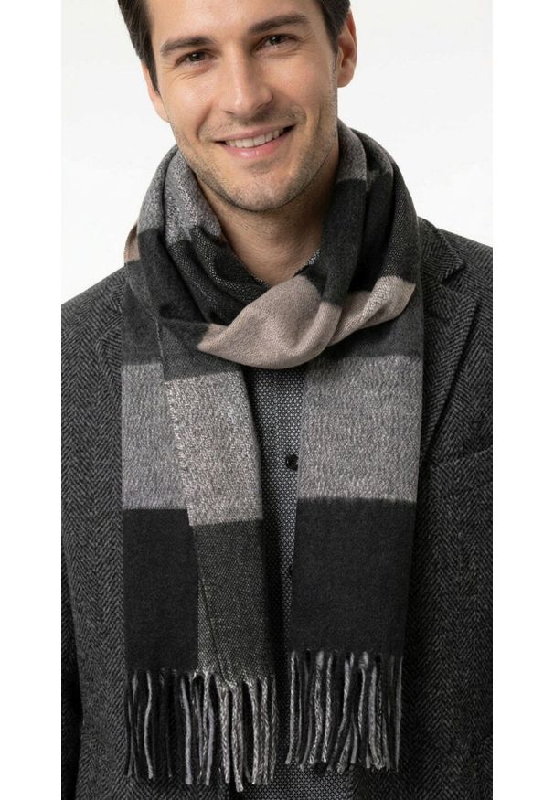 V. Fraas - Szalik Beżowo-Szary z Frędzlami, Miękki w Kratkę, Firmy V.Fraas -Cashmink. Kolor: brązowy, wielokolorowy, beżowy. Materiał: syntetyk, materiał, wełna, poliakryl, tkanina. Wzór: kratka. Sezon: lato