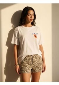 Sinsay - Bawełniana koszulka z motywem owocowym - biały. Kolor: biały. Materiał: bawełna #1