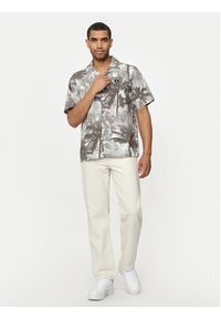 Converse Koszula M Aop Resort Shirt 10026435-A01 Szary jasny Regular Fit. Kolor: szary. Materiał: bawełna #5