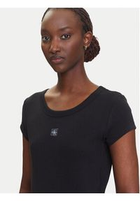 Calvin Klein Jeans T-Shirt LV047C200G Czarny Slim Fit. Kolor: czarny. Materiał: bawełna