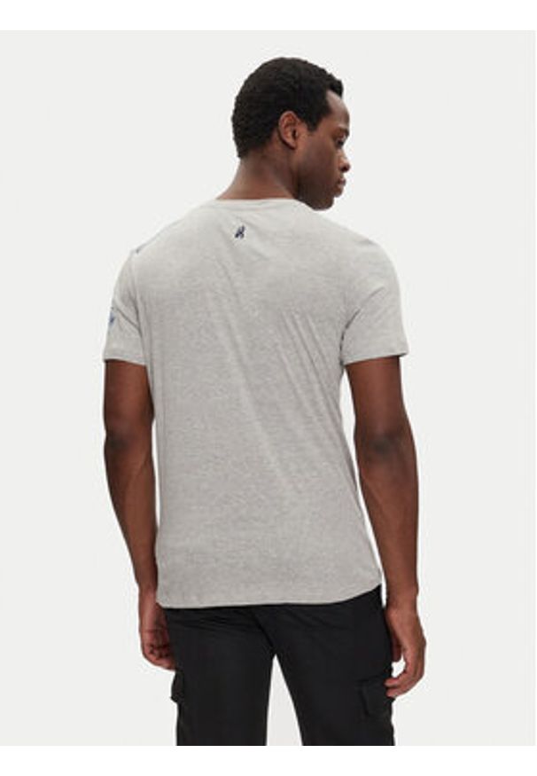 Brave Soul T-Shirt MTS-149SKEN Szary Regular Fit. Kolor: szary. Materiał: bawełna