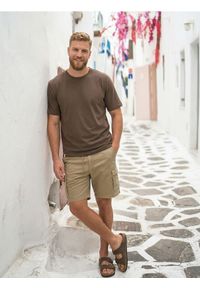 Sinsay - Bawełniane szorty cargo - zielony. Kolor: zielony. Materiał: bawełna