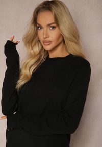 Renee - Czarny Sweter o Klasycznym Kroju z Wełną Mairissa. Okazja: na co dzień, na spotkanie biznesowe, na spacer. Kolor: czarny. Materiał: wełna. Styl: klasyczny #3