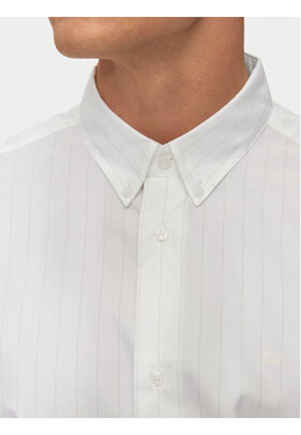 Calvin Klein Koszula K10K113211 Biały Slim Fit. Kolor: biały. Materiał: bawełna
