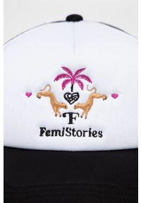Femi Stories czapka kolor czarny z aplikacją. Kolor: czarny. Wzór: aplikacja