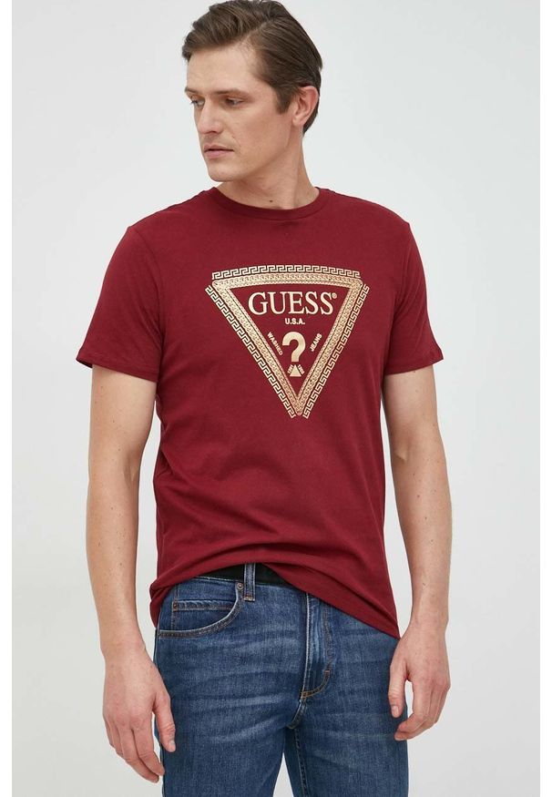 Guess t-shirt bawełniany kolor czerwony z nadrukiem. Kolor: czerwony. Materiał: bawełna. Wzór: nadruk