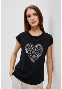 MOODO - Bluzka z nadrukiem w kształcie serca czarna. Kolor: czarny. Materiał: bawełna. Wzór: nadruk