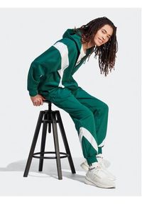 Adidas - adidas Dres Sportswear Fleece IJ6068 Zielony Regular Fit. Kolor: zielony. Materiał: dresówka, syntetyk #5