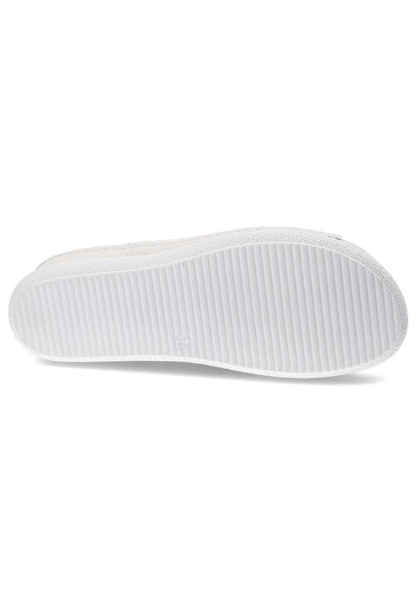 Białe Sandały Pollonus Wygodne Obuwie Damskie. Zapięcie: pasek. Kolor: biały. Materiał: skóra. Sezon: lato