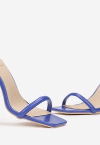 Renee - Niebieskie Wiązane Sandały z Kwadratowym Noskiem na Szpilce Zyam. Kolor: niebieski. Obcas: na szpilce. Styl: elegancki #5