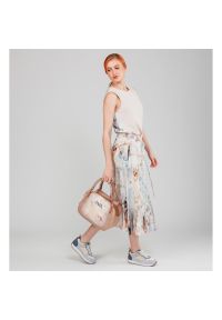 Beżowa Damska Torebka Anekke Stylowy Kuferek Do Ręki I Na Ramię. Kolor: beżowy. Sezon: lato, wiosna. Styl: elegancki. Rodzaj torebki: do ręki #3