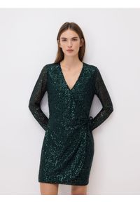 Reserved - Cekinowa sukienka mini - zielony. Kolor: zielony. Materiał: tkanina. Typ sukienki: proste. Długość: mini