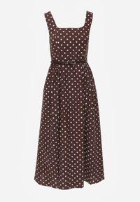 Born2be - Brązowa Bawełniano-Wiskozowa Sukienka Retro w Groszki o Rozkloszowanym Kroju Eviphaia. Okazja: na co dzień. Typ kołnierza: dekolt kwadratowy. Kolor: brązowy. Wzór: grochy. Typ sukienki: rozkloszowane, proste. Materiał: wiskoza, bawełna. Długość rękawa: bez rękawów. Sezon: lato. Styl: retro #8