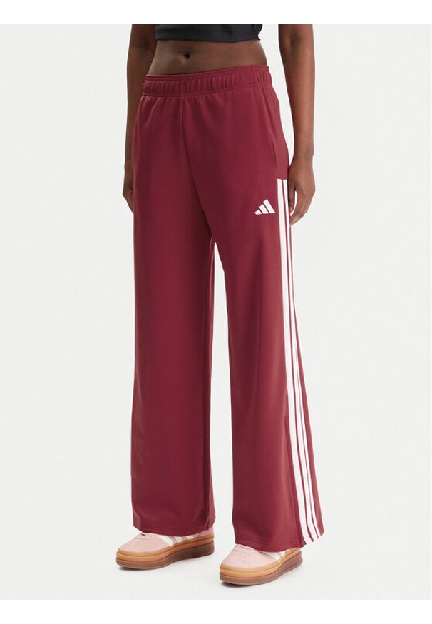 Adidas - adidas Spodnie dresowe House Of Tiro KD4298 Czerwony Wide Leg. Kolor: czerwony. Materiał: bawełna