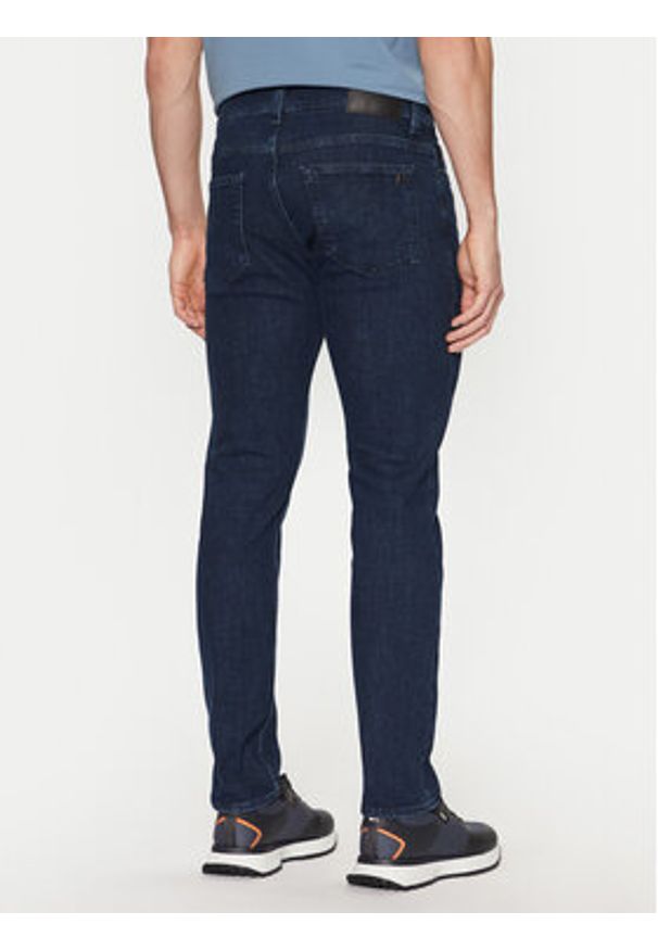 BOSS Jeansy 50532515 Granatowy Slim Fit. Kolor: niebieski