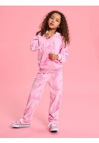 Sinsay - Spodnie pull on z gumką w pasie Barbie - różowy. Kolor: różowy