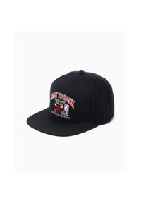 Mitchell & Ness - Czapka typu snapback Chicago Bulls 91-92 Back To Back Champs HWC. Kolor: czarny #1