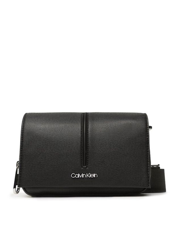 Calvin Klein Torebka Ck Median Func Camera Bag K50K510012 Czarny. Kolor: czarny. Materiał: skórzane