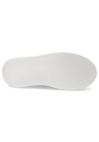 Zielone Sneakersy Artiker Stylowe Obuwie Damskie Z Serduszkami. Kolor: zielony. Materiał: materiał #5