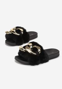 Renee - Czarne Klapki Alual. Nosek buta: otwarty. Kolor: czarny. Materiał: materiał, futro, guma. Styl: klasyczny #5