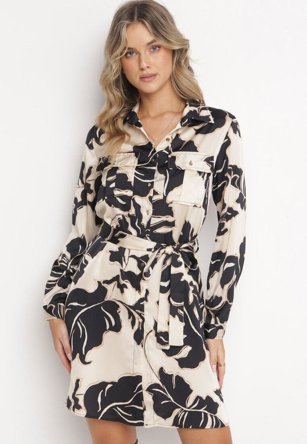 Born2be - Beżowa Sukienka Koszulowa w Kwiaty z Wiązanym Paskiem Rosava. Kolor: beżowy. Materiał: materiał. Wzór: kwiaty. Typ sukienki: koszulowe