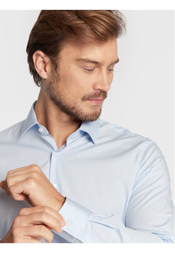 Calvin Klein Koszula K10K109509 Niebieski Slim Fit. Kolor: niebieski. Materiał: bawełna