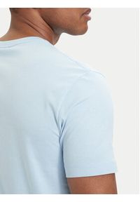 GANT - Gant T-Shirt Shield 2003184 Niebieski jasny Regular Fit. Kolor: niebieski. Materiał: bawełna #5