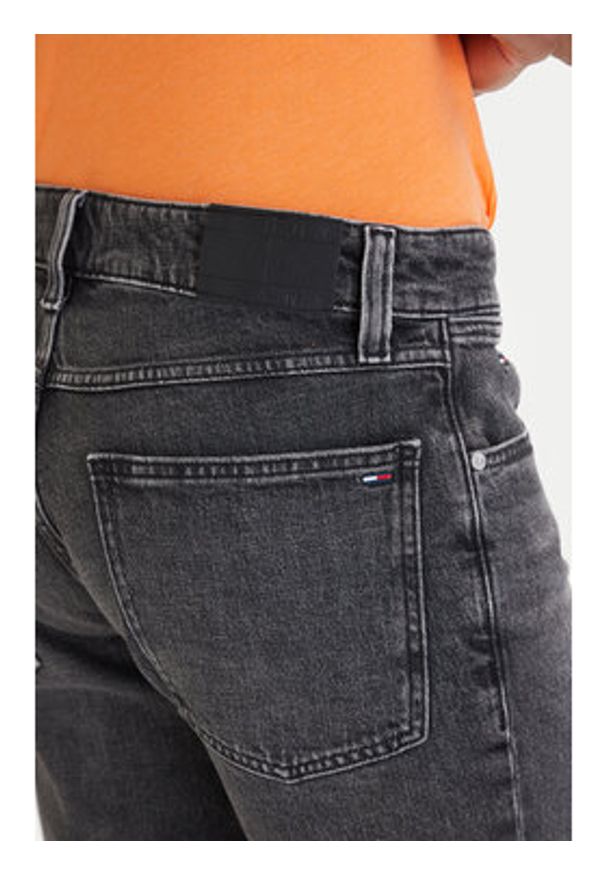 Tommy Jeans Szorty jeansowe Ronnie DM0DM22976 Czarny Slim Fit. Kolor: czarny. Materiał: bawełna