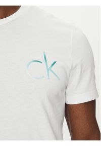 Calvin Klein T-Shirt Chest Logo K10K114146 Biały Regular Fit. Kolor: biały. Materiał: bawełna