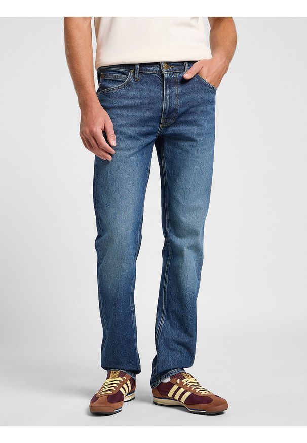 Lee - LEE MĘSKIE SPODNIE JEANSOWE LEE DAREN ZIP FLY REIGN 112363962. Okazja: na co dzień. Styl: klasyczny, casual